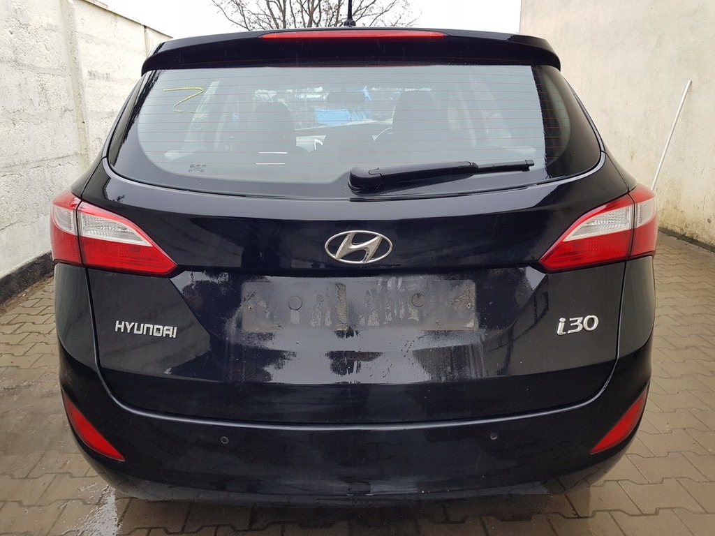 фото №1, Hyundai i30 ii kombi підкрилок лівий правий задня 2012-