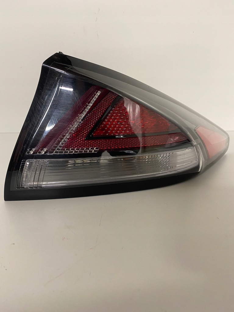 фото №1, Hyundai ioniq lift лампа задня права led 92402g2200