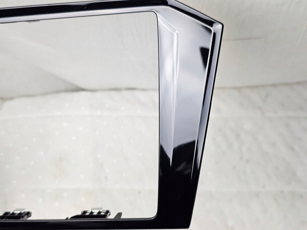 фото №4, Рамка захист dekor радіо navi навігації дисплея vw passat b8 8-cali