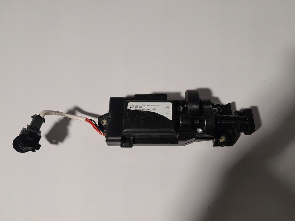 фото №1, Audi a8 d4 регулятор высоты поперечина левый перед 4h0857833