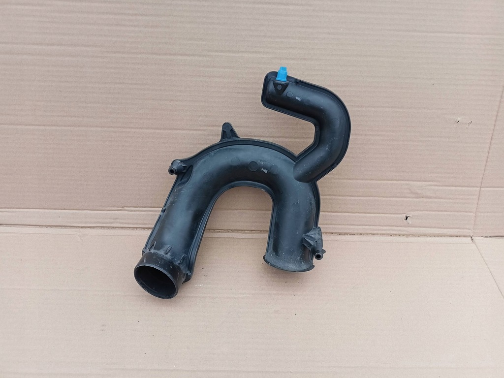 фото №7, Renault megane iii шланг вентиляция картера 1,5dci 8200923128 scenic iii