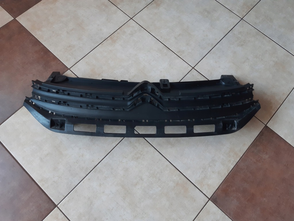 фото №1, Решётка радиатора - решётка радиатора - citroen c3 iii - 2016