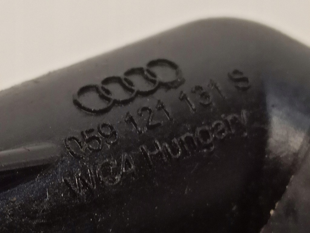 фото №2, Audi a6 c7 шланг труба wody 059121057s