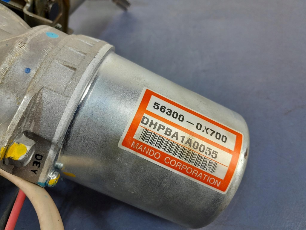 фото №4, Hyundai i10 i колонка усилитель 56300-0x700