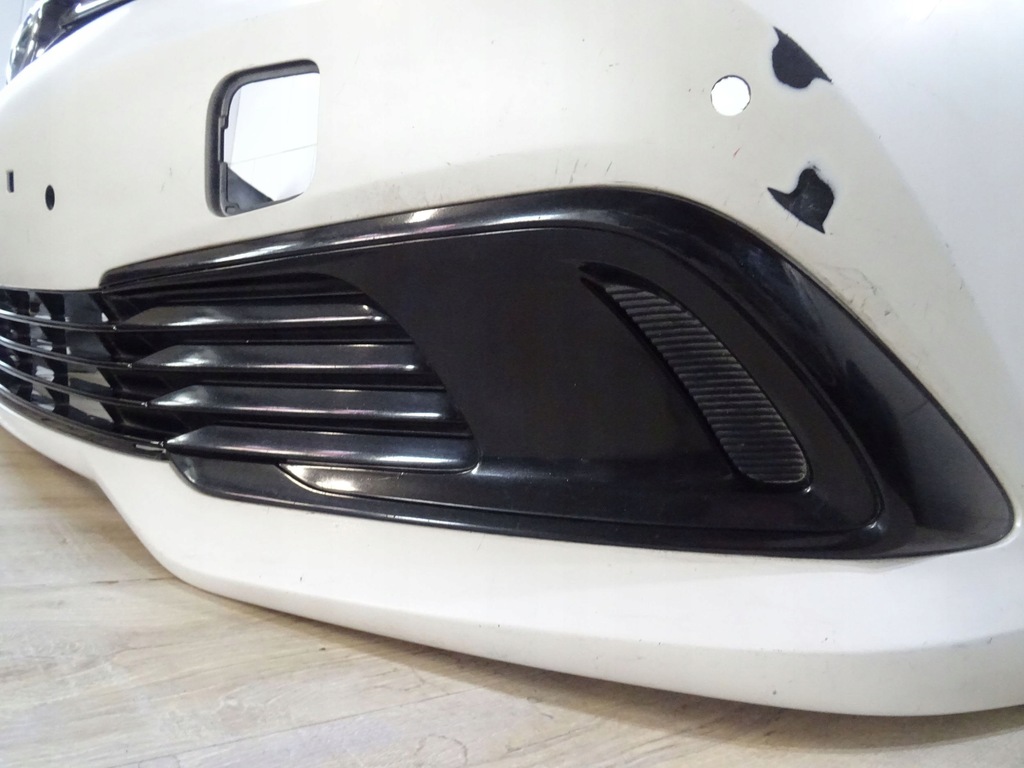 фото №11, Toyota auris e180 2016 с передний бампер передний