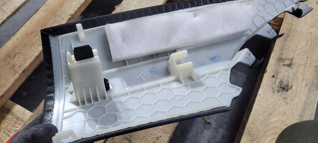 фото №7, A3 8v lift s3 захист стійка ліва стельовий sline czarna sedan 8v5867287