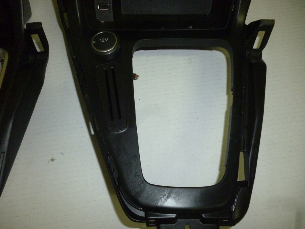 фото №8, Ford focus mk3 lift панель рамка радіо кондиціонера