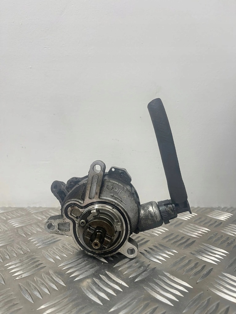 фото №1, Volvo s80 2005 насос вакууму