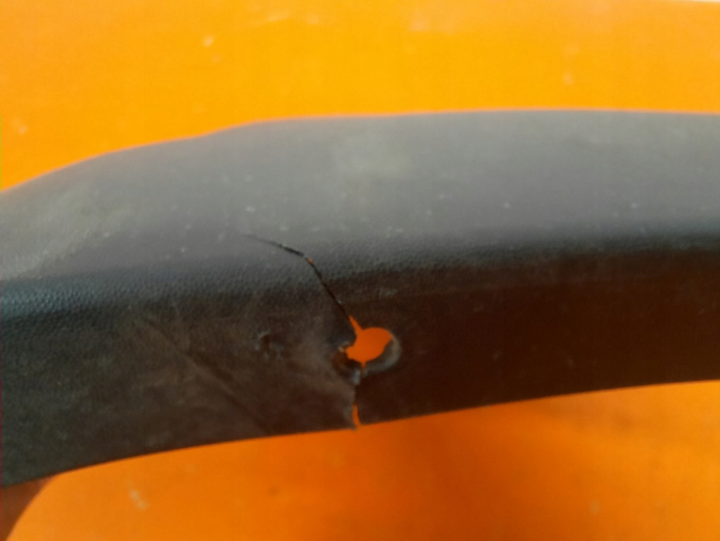 Dacia duster 3 iii 24- уголок бампера правый перед передний 620247095r с Разборки