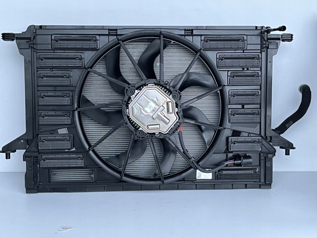 Купити Ремінь перед балка радіатор audi e-tron 4ke