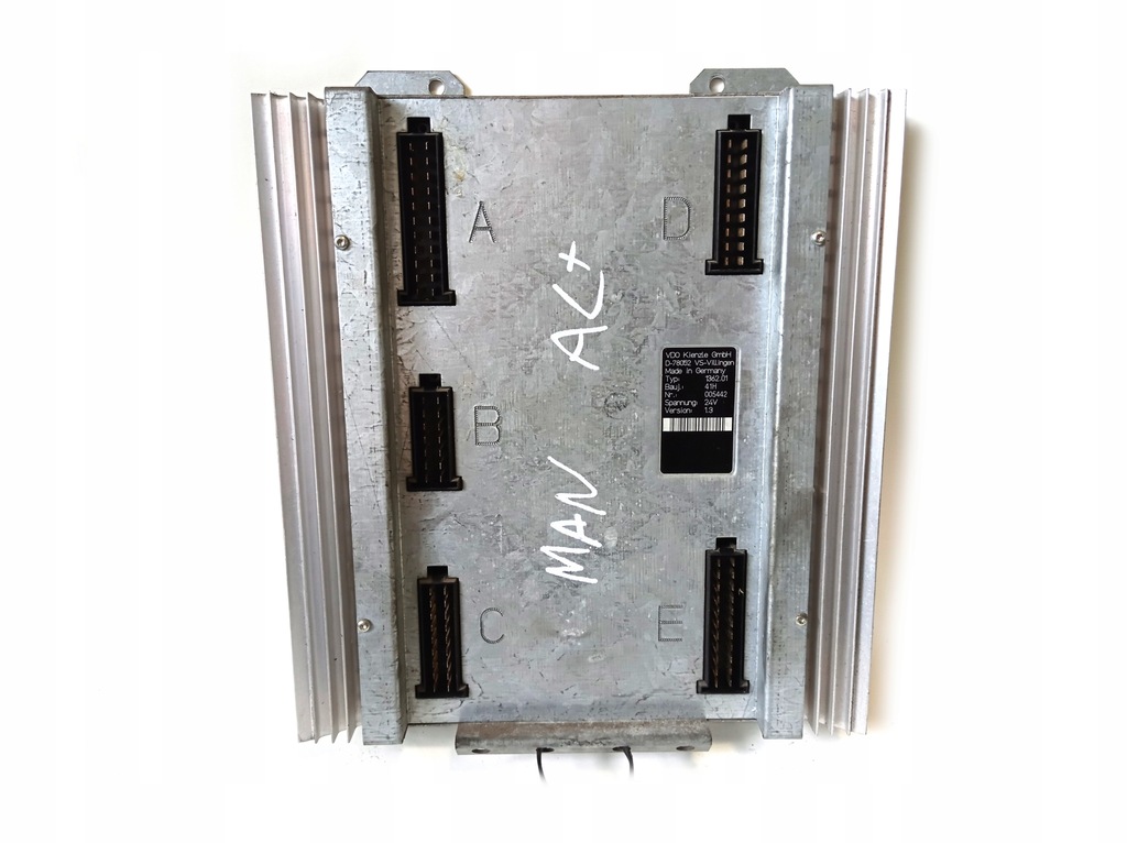 фото №1, Блок управления бортовой компьютер vdo man 136201