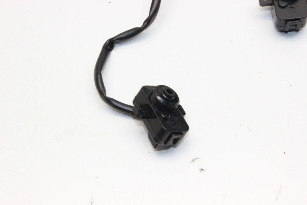 фото №8, Датчик сигналізація toyota auris _e18_ 8973212070 1.8l 2014