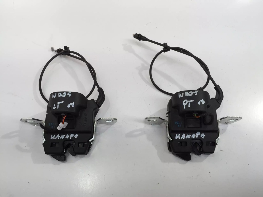 фото №2, Mercedes c w205 замок засов защёлка сиденье задняя