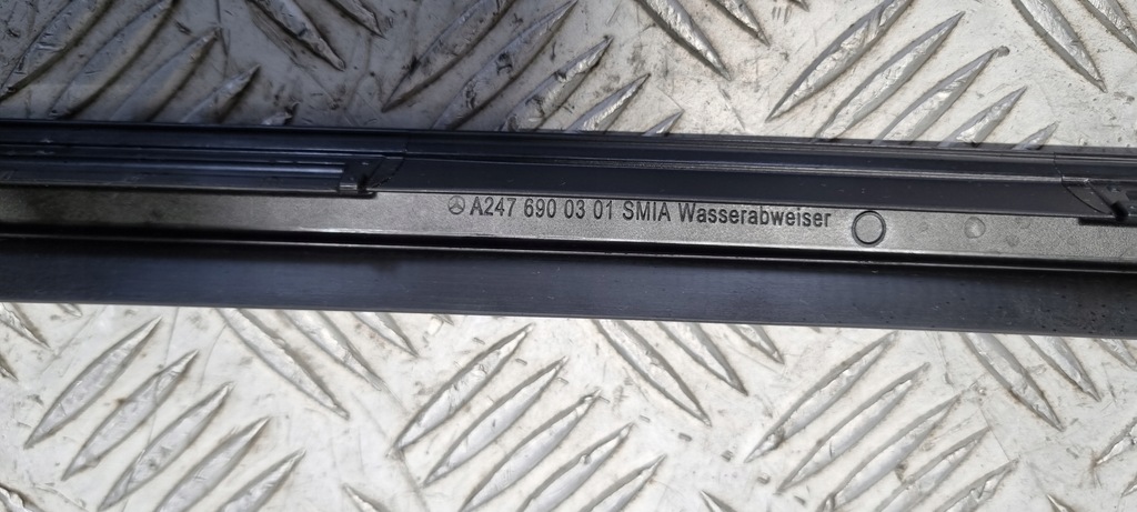 фото №12, Mercedes w247 h247 молдинг стекло левая левый перед передняя a2476900301