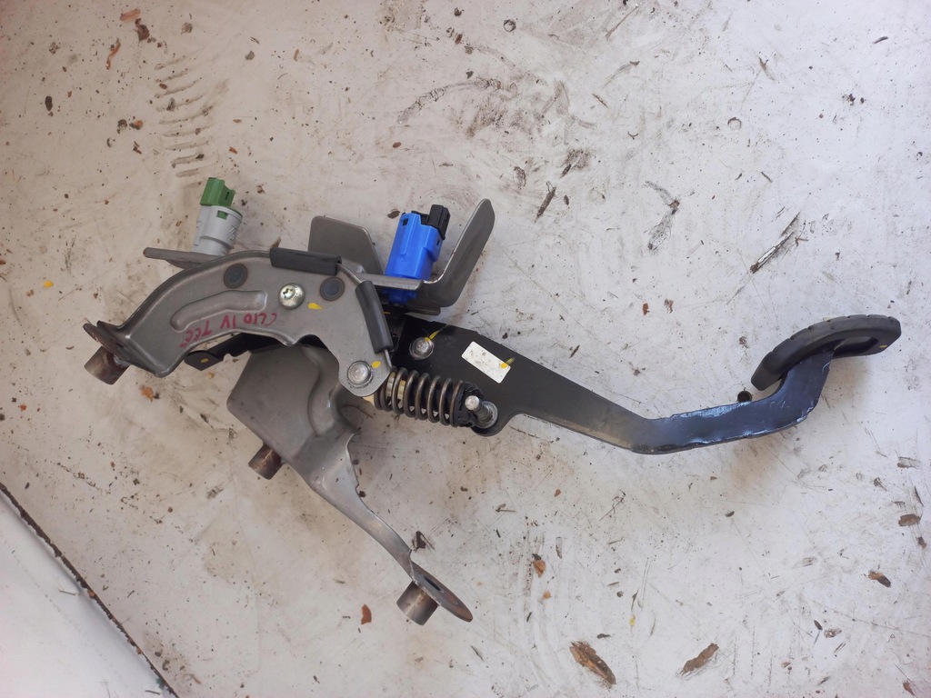 фото №2, Педаль сцепления renault clio iv 1.2 tce