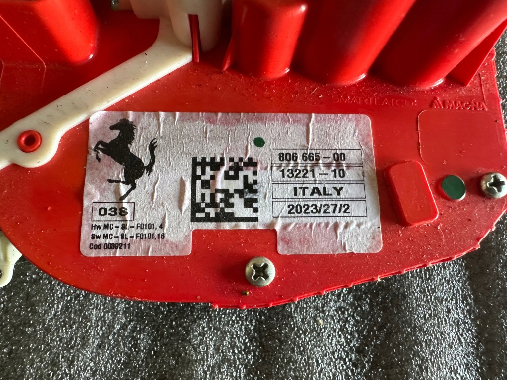 фото №3, Замок дверь левых ferrari sf90 806665...