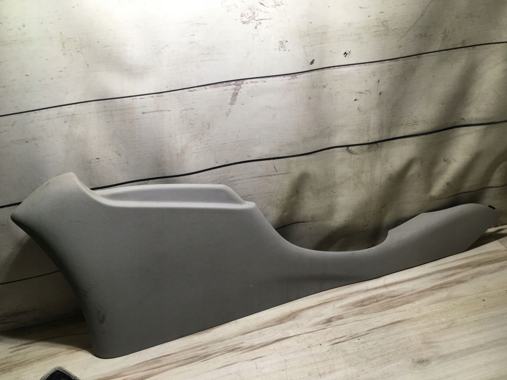 Купити Захист тунель середній права mercedes w251 r-klasa