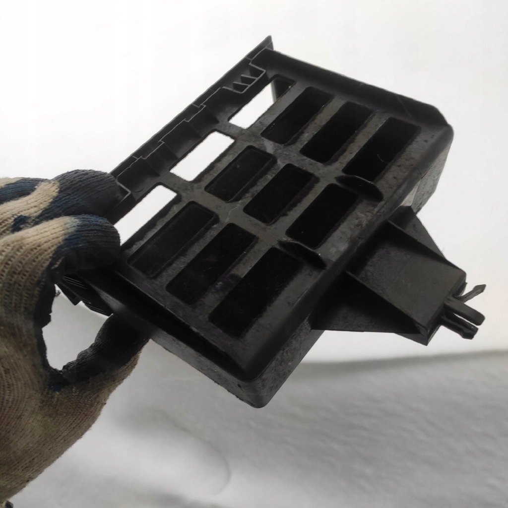 фото №3, Полиця pod радіо skoda octavia 1 fl 1u0858950b