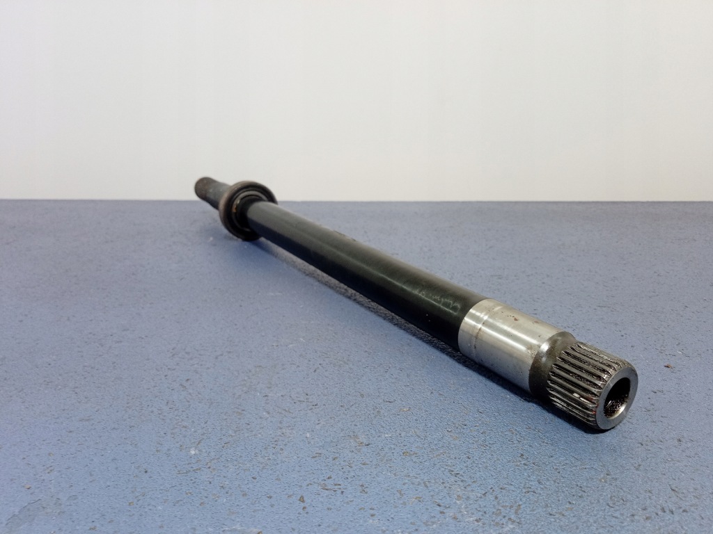 фото №2, Mercedes s w221 5.5 v8 вал промежуточный приводной вал 4matic