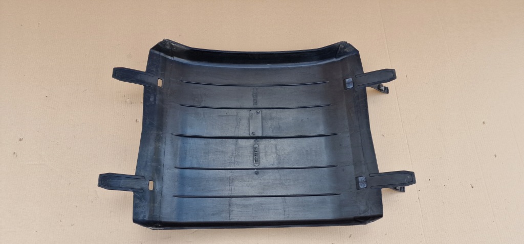 фото №4, Renault magnum premium подкрылок задняя оригинал