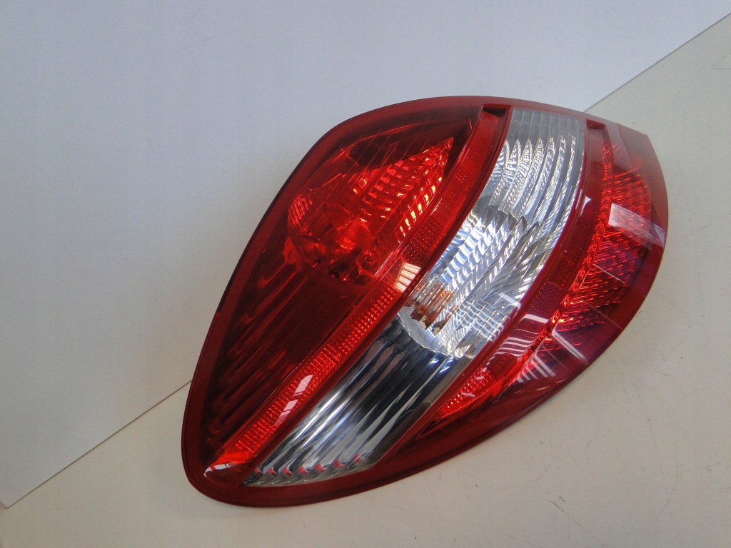 фото №2, Mercedes slk 171 r171 лампа задняя левая a1718200164