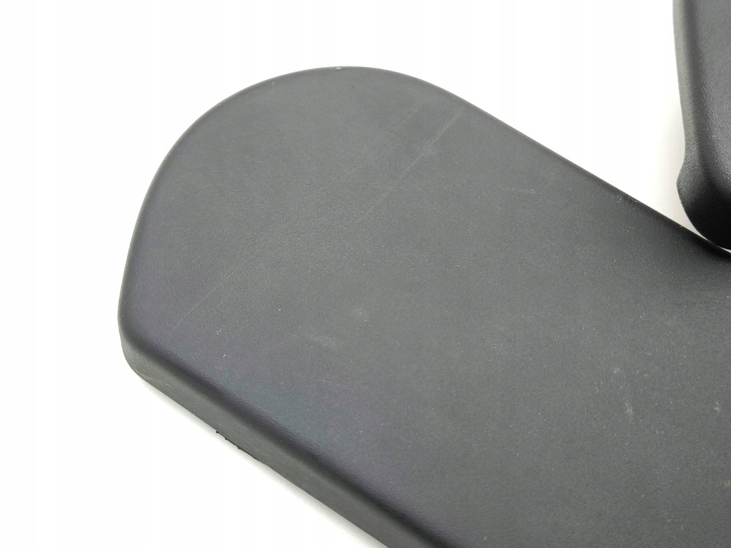 фото №2, Land rover discovery sport 2015 пластик сиденье 3213596