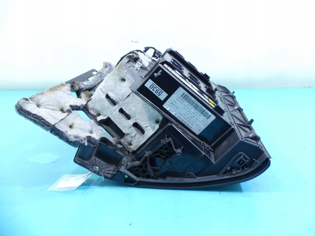 фото №8, Бардачок пассажира чейнджер audi a8 d3