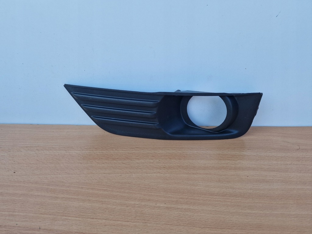 фото №1, Ford focus mk2 ii 2 левая решётка бампера рамка lh