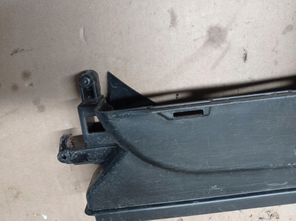 фото №8, Воздуховод воздуха впуск поперечина vw caddy 5q0