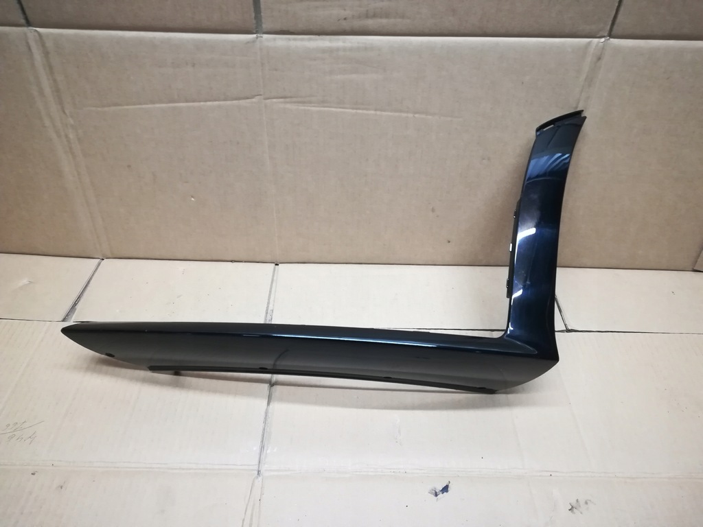 фото №1, Mercedes cla 118 a1188855101 молдинг левая перед оригинальный номер