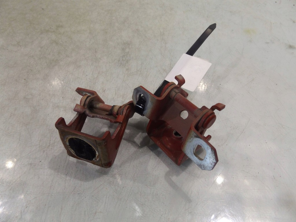 Alfa 147 петля крышки комплект Доставка