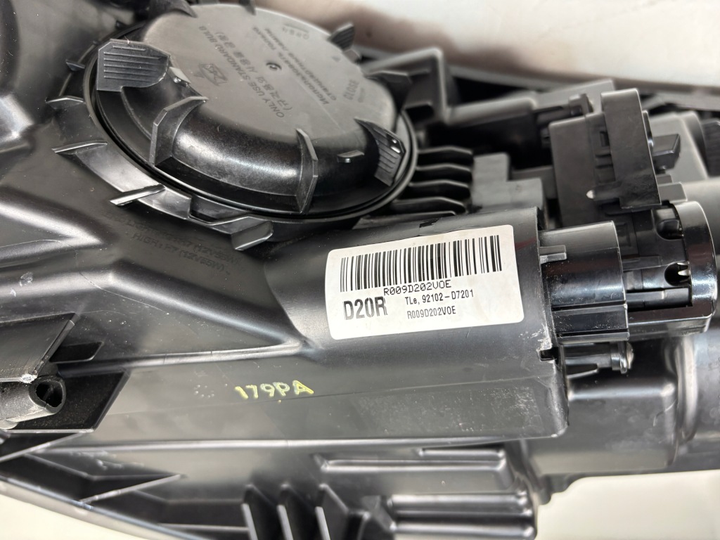 Фара правая передняя hyundai tucson 3 full led 92102-d7201 Доставка