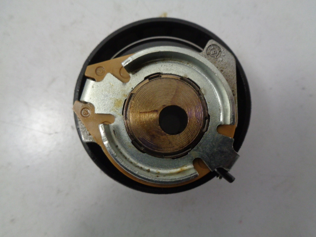 фото №1, 208 ii 1.2 thp ролик натяжителя 9822154480