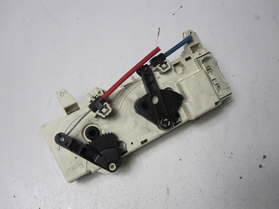 фото №8, Панель кондиционера renault megane i 99r