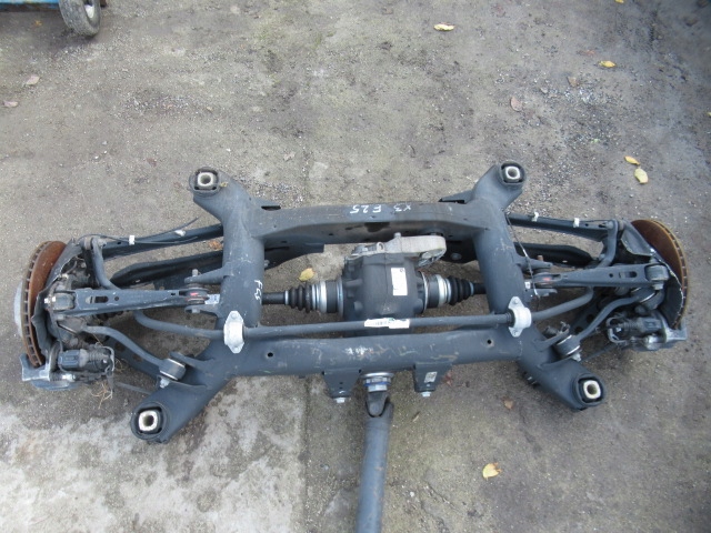 фото №1, Bmw x3 f25 поворотный кулак рычаг задняя