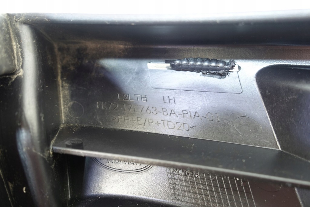 фото №3, Направляющая бампера левый перед discovery sport l550