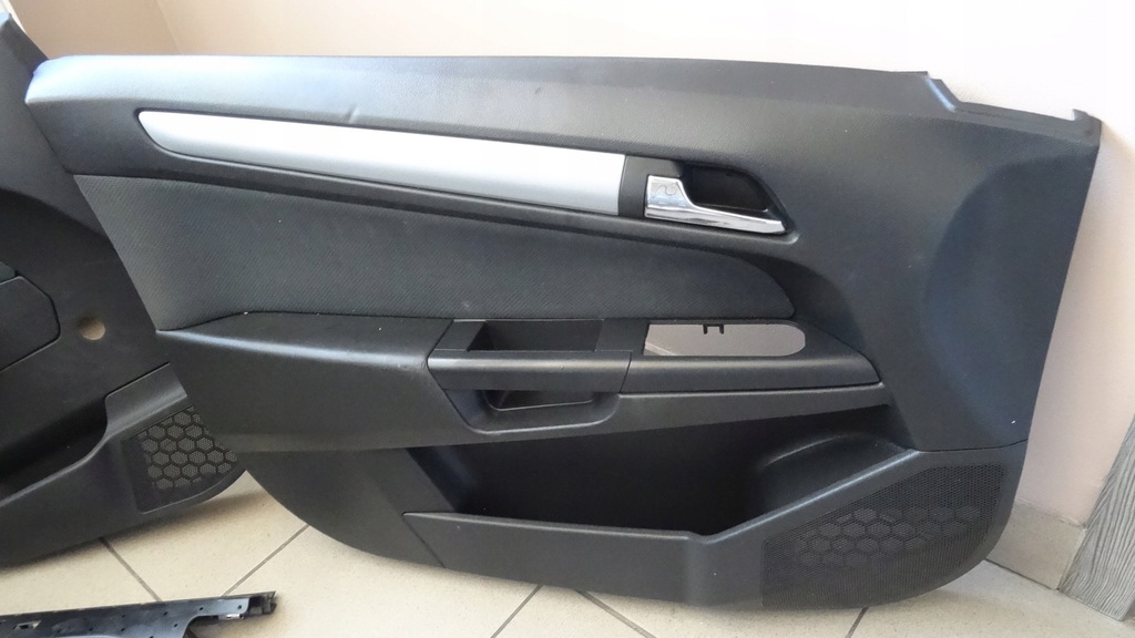 фото №9, Astra iii h сиденья заднее сиденье обшивки