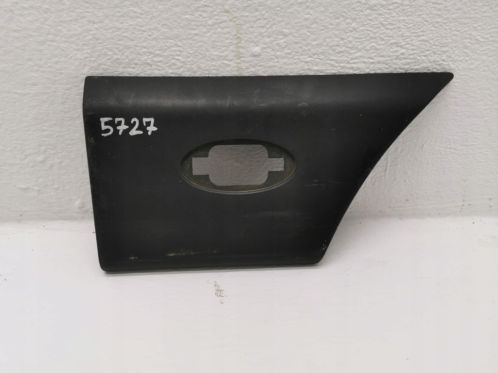 фото №2, Молдинг правий задня renault master iii 768f30007r