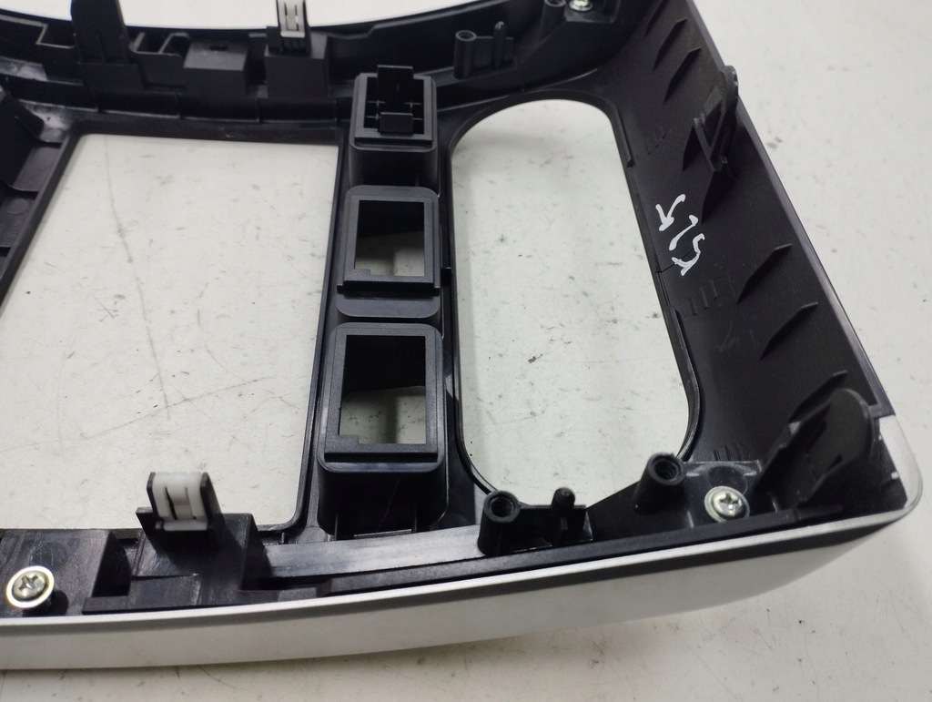 фото №9, Nissan x-trail t31 2008 консоль средняя / радио / gps