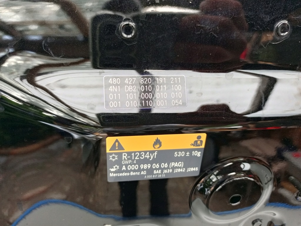 Mercedes eqa w243 a243 2021- капот кришка двигуна a2437010100 = Зі Шроту