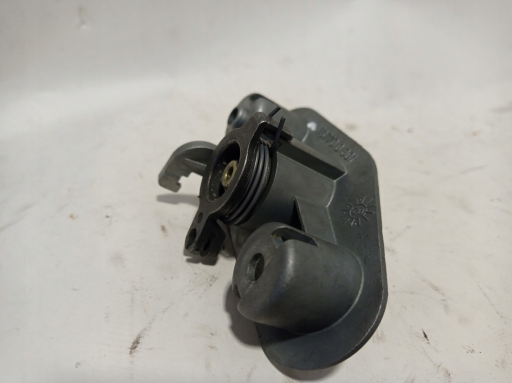 фото №5, Вкладка крышки багажника volvo s80 t6 737700001