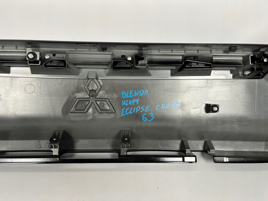 фото №9, Mitsubishi eclipse cross 21- молдинг накладка крышки багажника