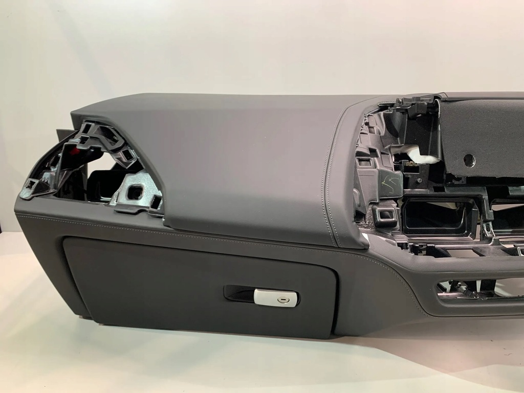 фото №5, Bmw xm g09 панель приладів приладова консоль оригінал rhd