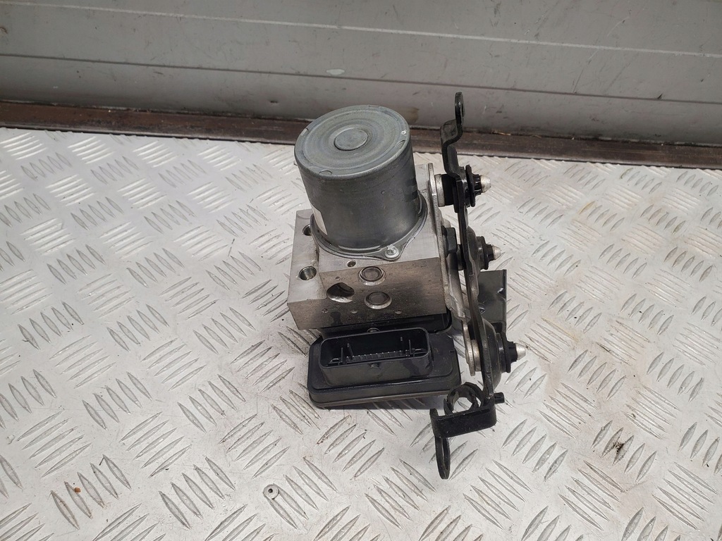 фото №1, Audi a7 s7 4g 2017 насос abs