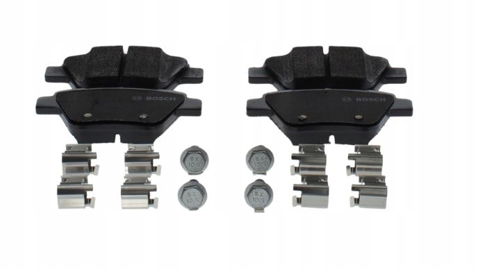Купити Bosch гальмівні колодки гальмівні audi a3/skoda octavia ii/vw golf vi