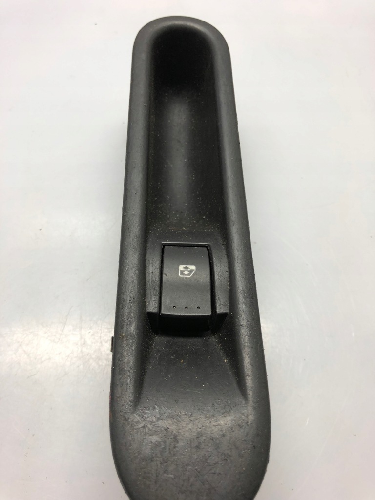 фото №1, Панель переключатель окон renault 8200012263