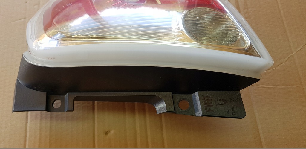 фото №6, Fiat 500 лампа задняя правая. 2007-2015.kabriolet.