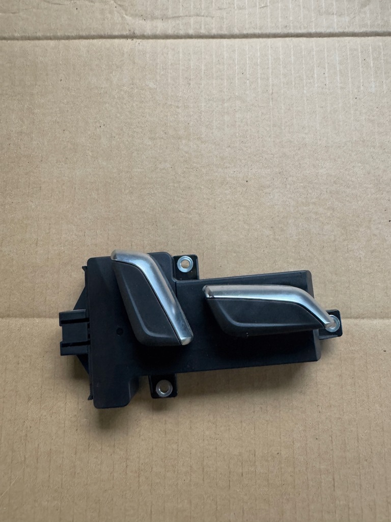 фото №1, Audi q7 4m перемикач сидіння правий