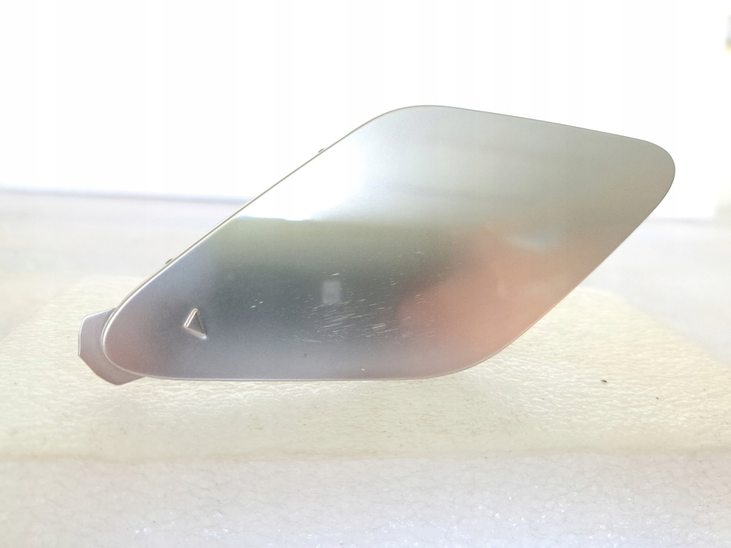 фото №2, Kia e-niro заглушка фаркоп задня