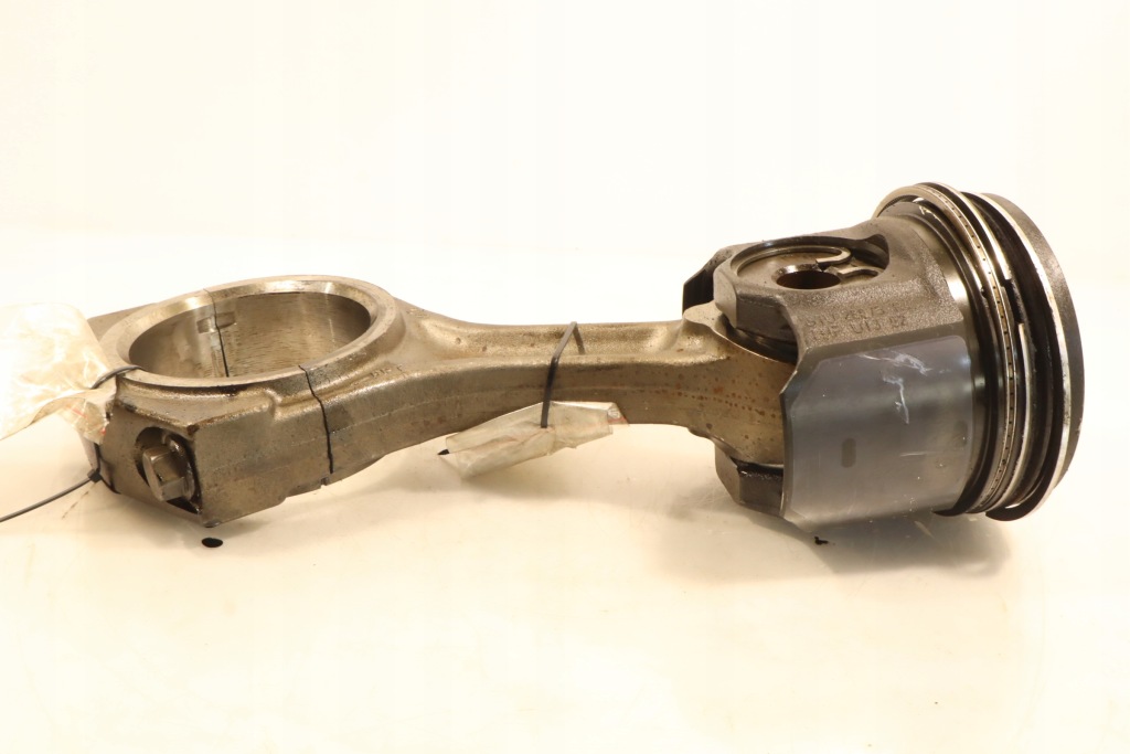 Купить Поршень шатун iveco stralis as 440 stu128975